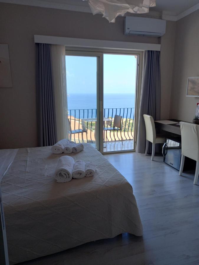 Athena Charming Rooms Taormina Exterior photo