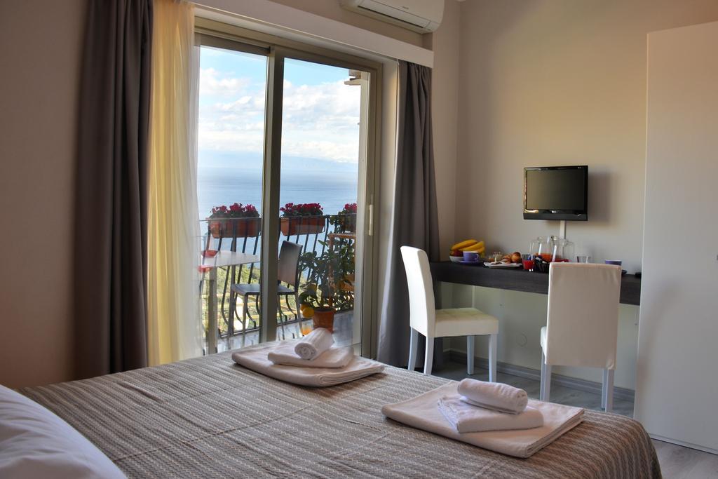 Athena Charming Rooms Taormina Exterior photo
